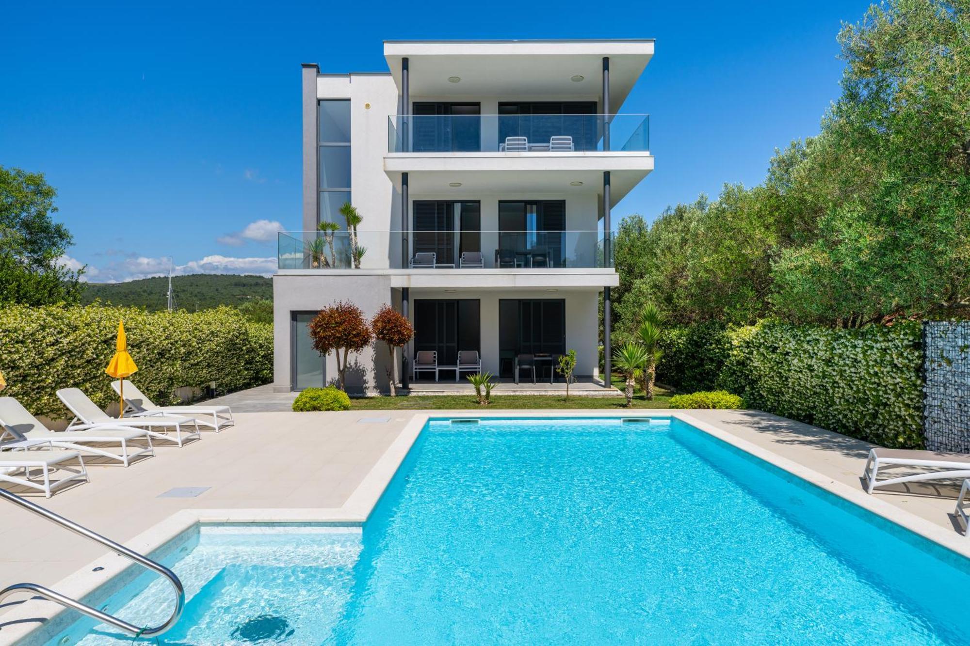 D. Marine Apartments Бибинє Екстер'єр фото